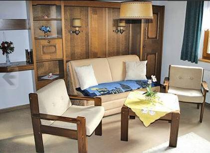 Gaestehaus Resi Йерценс Екстериор снимка