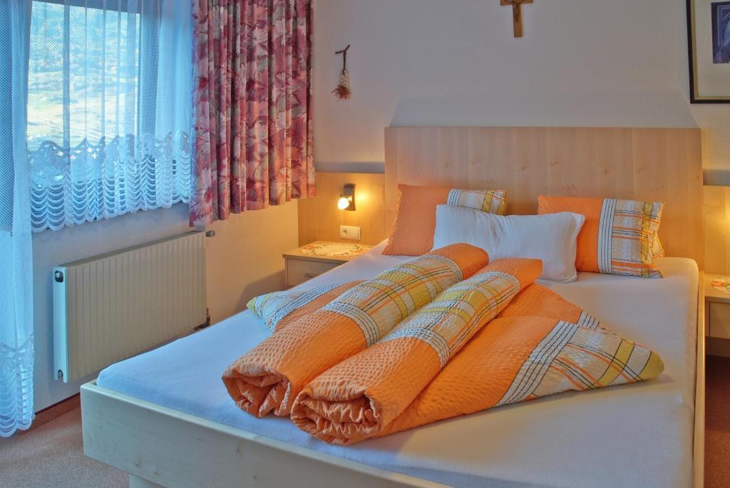 Gaestehaus Resi Йерценс Стая снимка